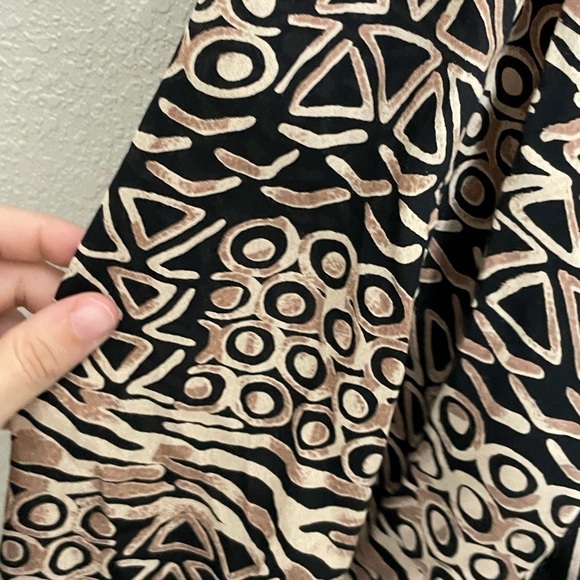 Chico’s Brown Black Aztec Button Down Cardigan 2/Large - Picture 3 of 6